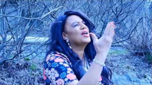 Lydia Lawrence  " Saint Martin, Mon île, mon paradis " 